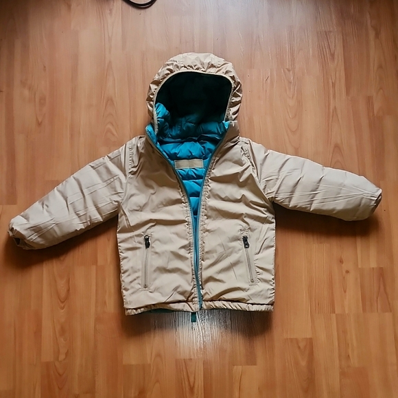 Brand New No Tag GAP Boys Thick Double sided Jacket (4 years old) - Picture 6 of 8